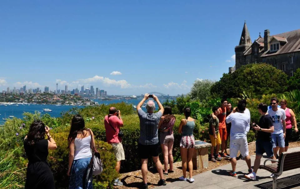 Bus Tour Sydney to Cairns